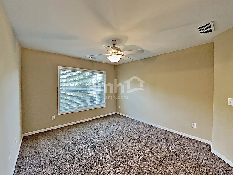 327 Meadowcrest Cir — Photo 15