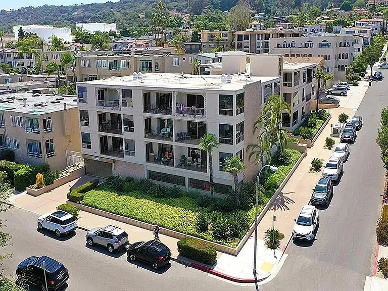 2915 Lawrence St #9 — Photo 31