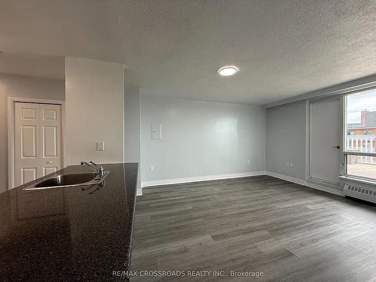 363 Lakeshore Rd E #804 — Photo 5