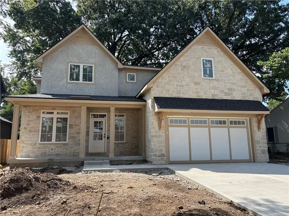 4001 W 67th St, Prairie Village, KS 66208