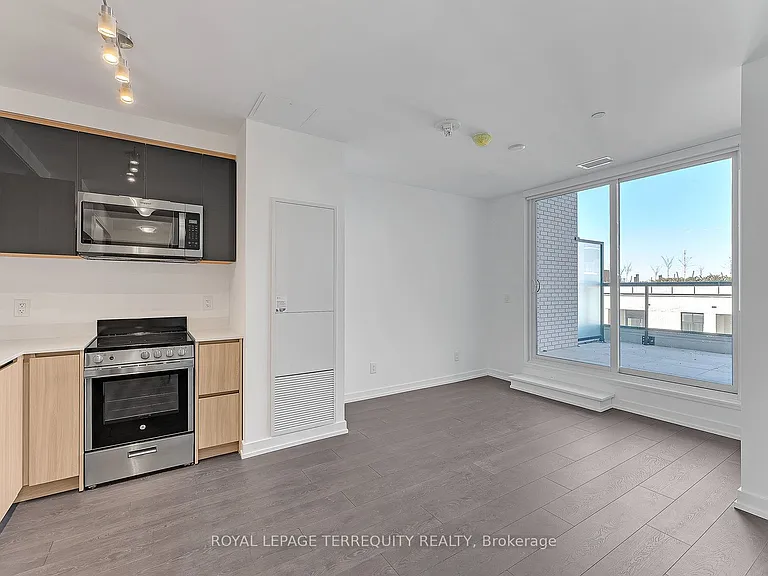 3100 Keele St #719 — Photo 5
