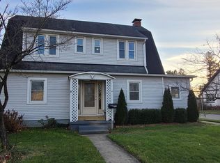 809 W Main St, Newark, OH 43055