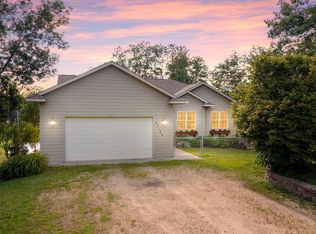49188 Amble Ave, Stanchfield, MN 55080
