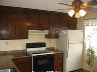 18 Kowal Ct, Newington, CT 06111