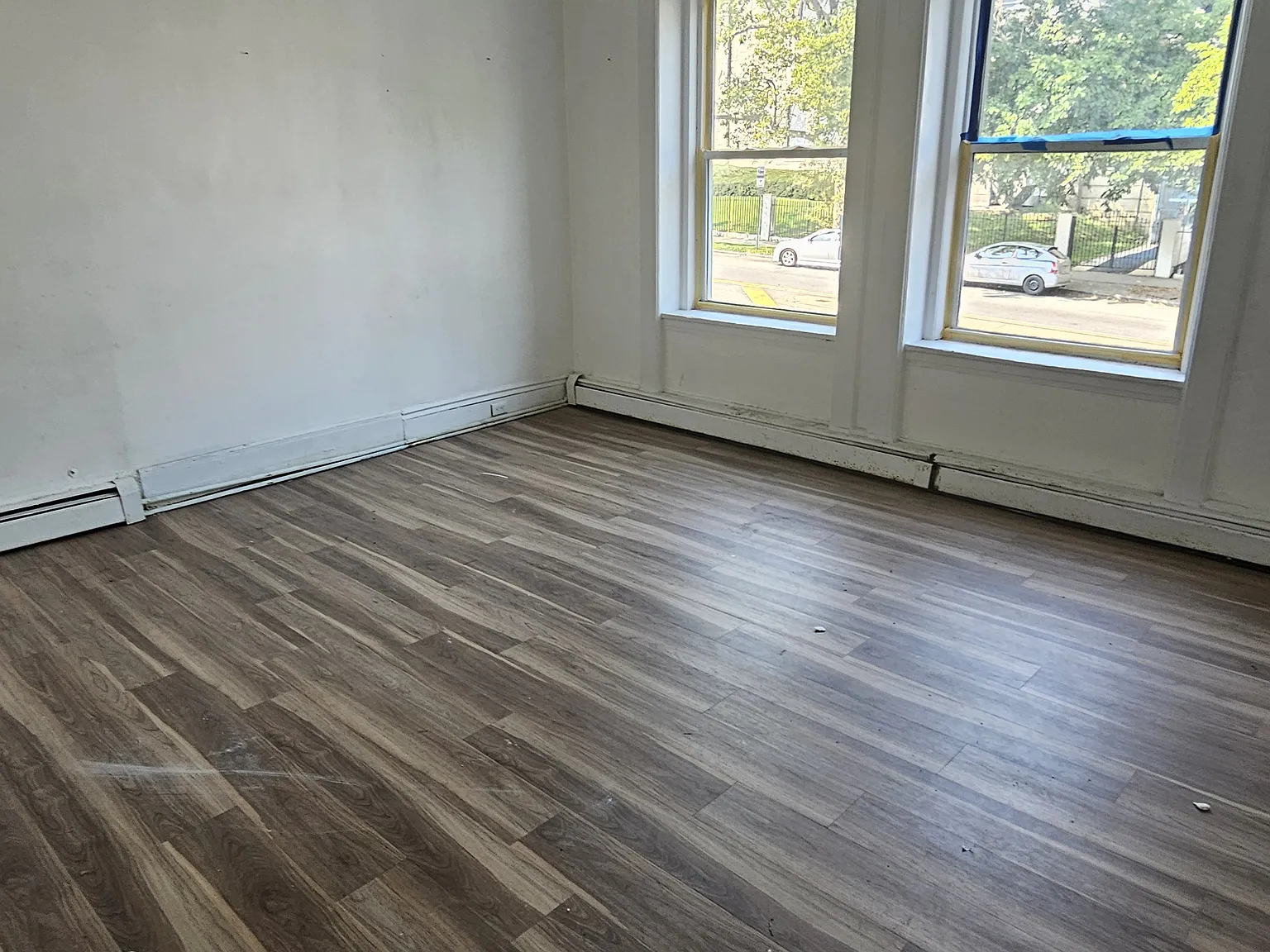 300 Park Ave — Photo 1