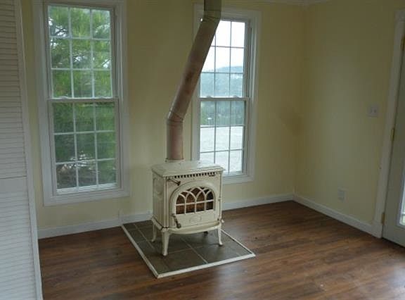3rd image of 5 Ridge Top