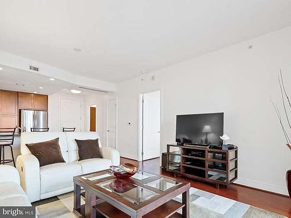 3rd image of 8220 Crestwood Heights Dr APT 814