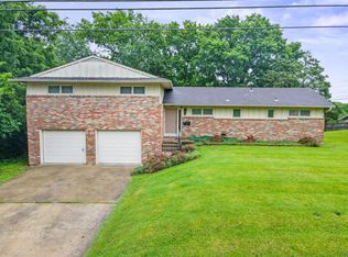 820 S Fairview Rd #B, Columbia, MO 65203