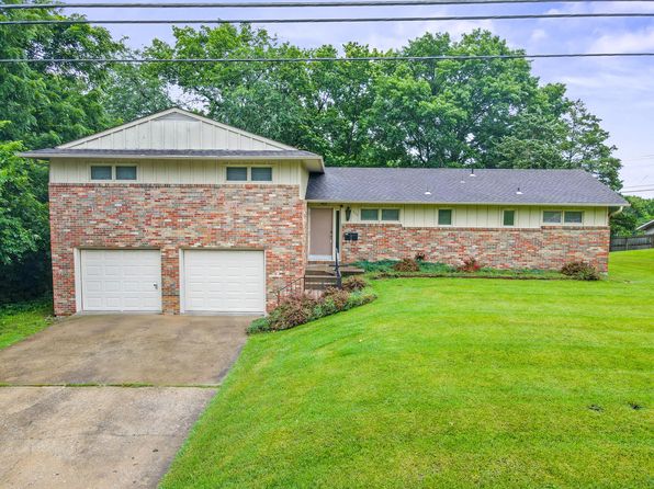 820 S Fairview Rd #B