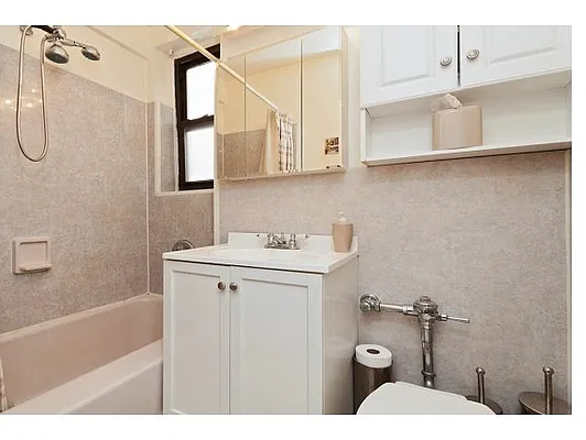 Sold by Calabrese Real Estate | media 5