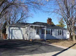 868 Jefferson St, Menasha, WI 54952