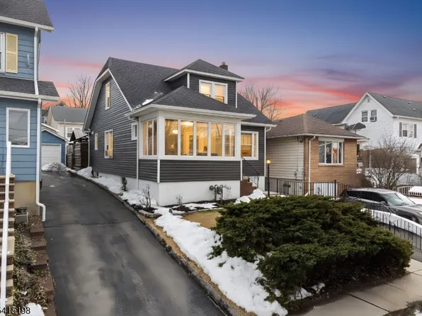 22 William St, North Arlington Boro, NJ 07031