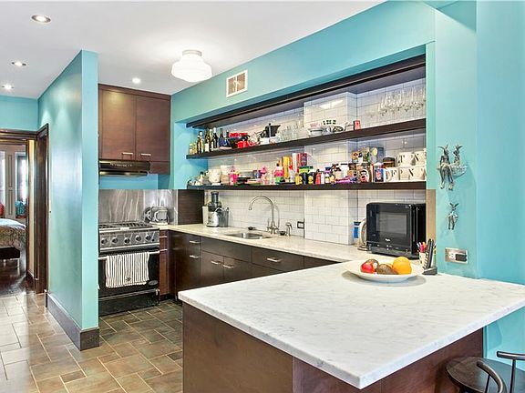 2nd image of 116 W 76th St #12R