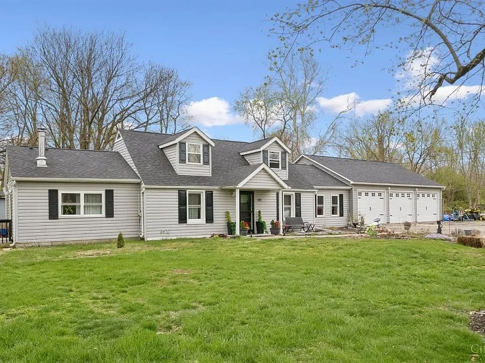 1st image of 670 Davis Ln