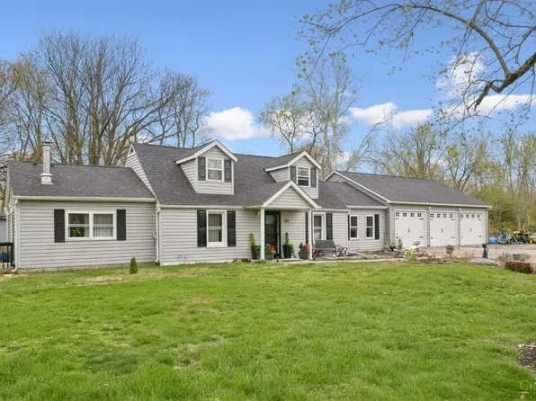 670 Davis Ln, Mason, OH 45040