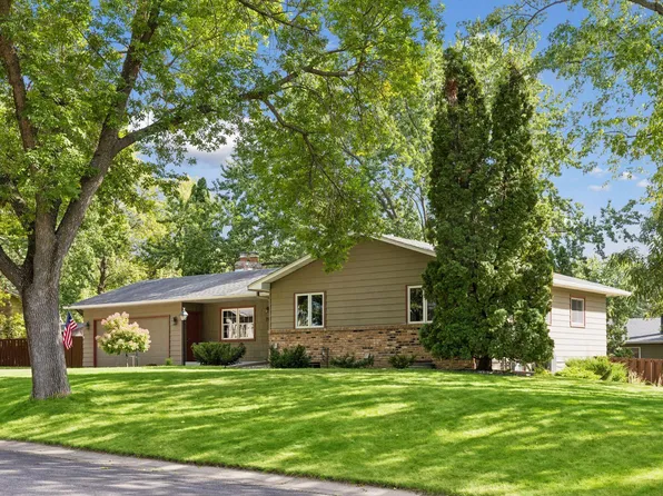 7817 73rd St S, Cottage Grove, MN 55016