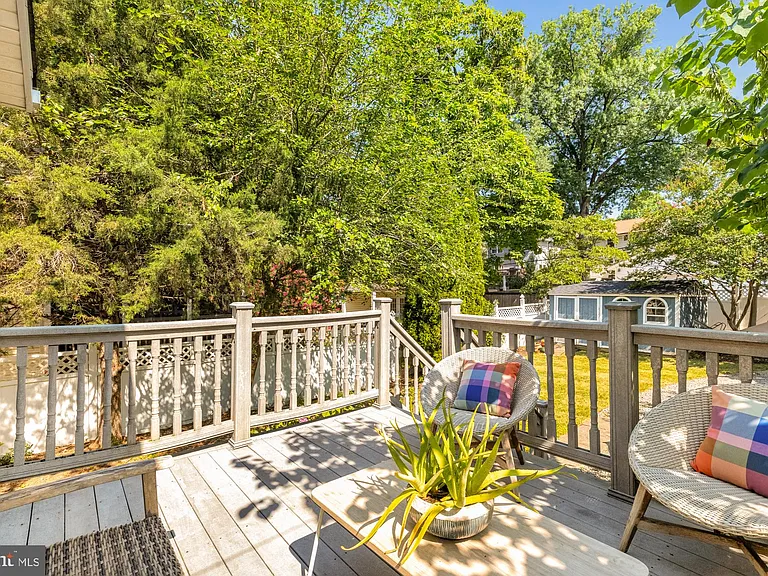 821 Elder St NW — Photo 32