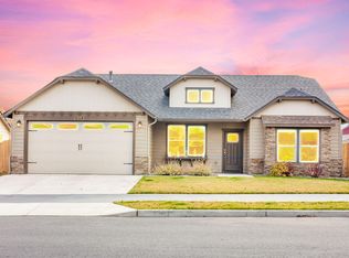 1676 NW Upas Pl, Redmond, OR 97756