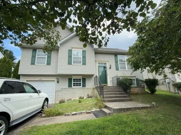 7106 Chapparal Dr, District Heights, MD 20747