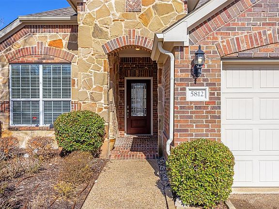 4th image of 5812 King Forest Ln