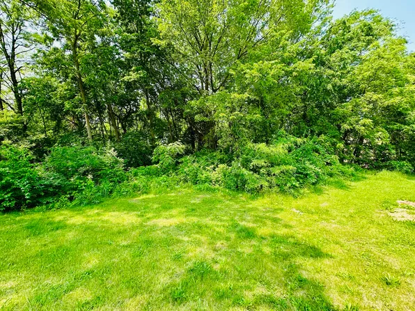 309 Peru St, Peru, IL 61354