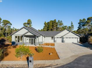 34 Bonnett Way, Florence, OR 97439