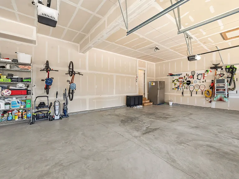 2332 Sand Cherry Dr — Photo 11