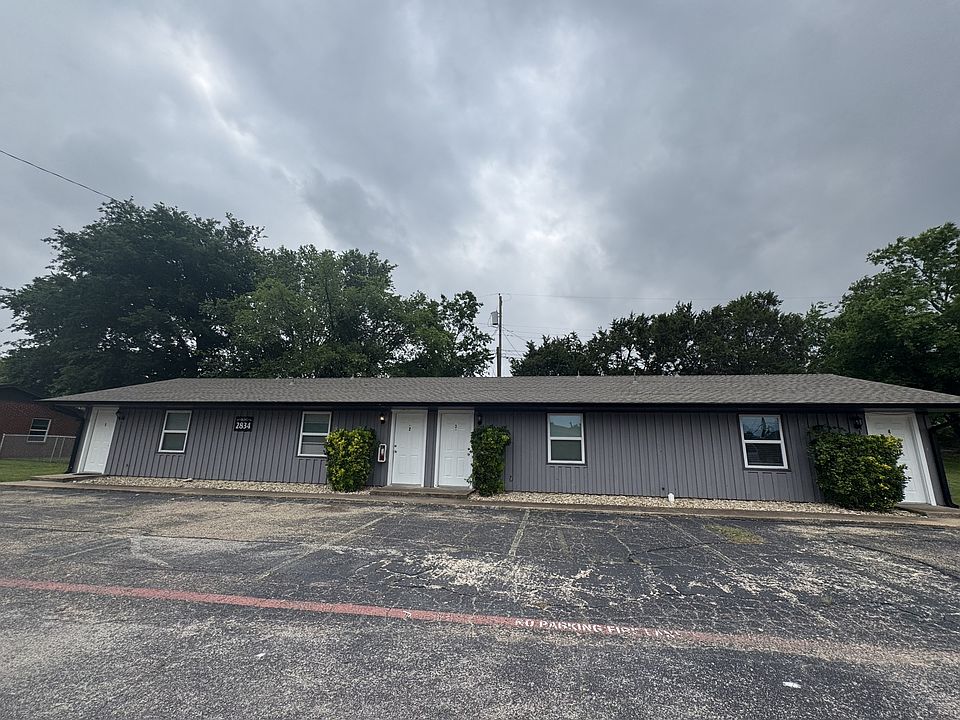 1st image of 2834 Cedar Cir #4