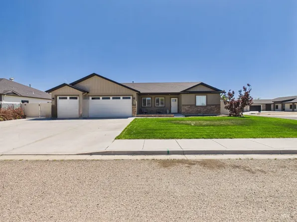 1019 Cooper St, Rupert, ID 83350