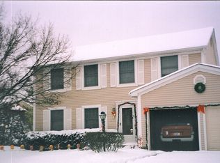 2073 Surrywood Dr, Dublin, OH 43016