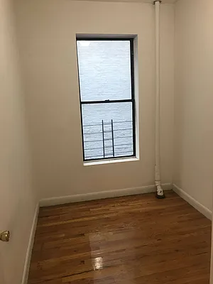 Rented by Crosstown Apartments NYC | media 9