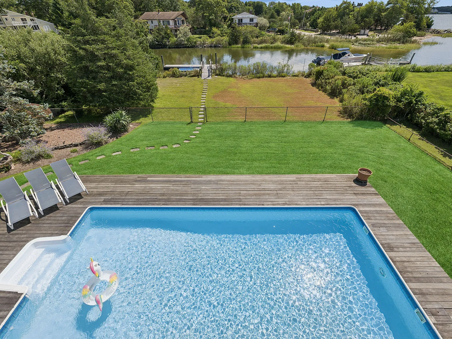 Waterfront Retreat in Hampton Bays — Photo 1