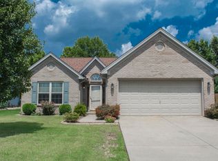 7203 Quindero Run Rd, Louisville, KY 40228