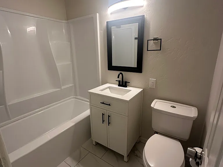 1220 Garcia St NE #1 — Photo 5