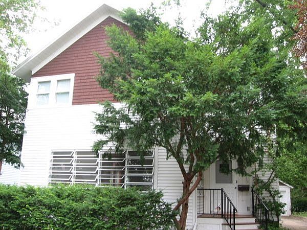 1st image of 410 Blaine St