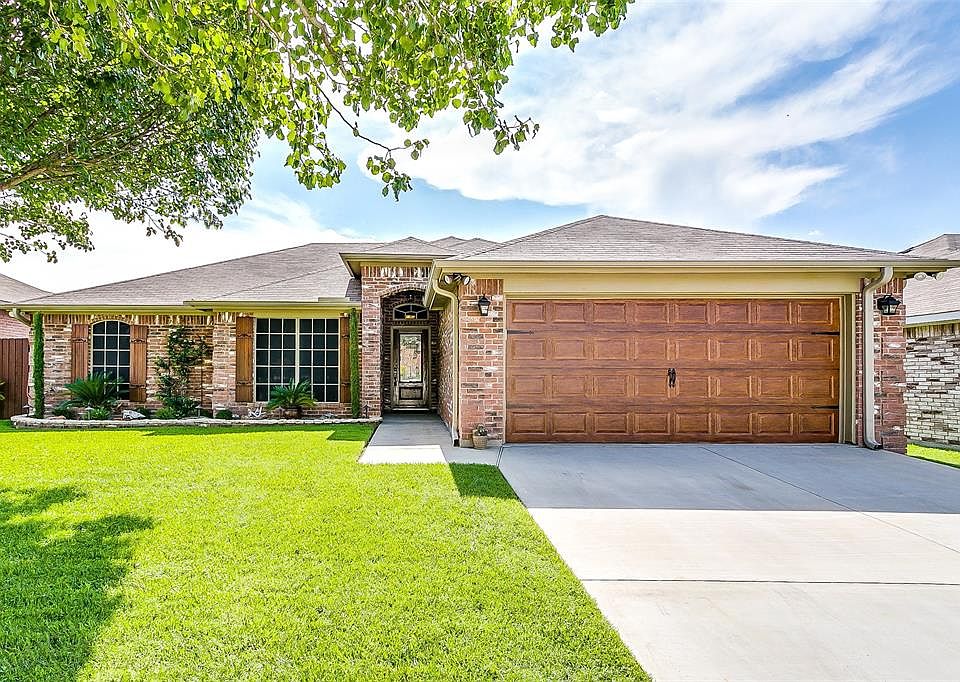 1st image of 313 Rock Meadow Dr