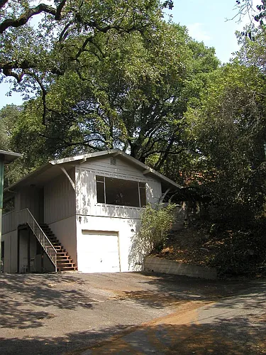 47 Crooked Ave Photo 1