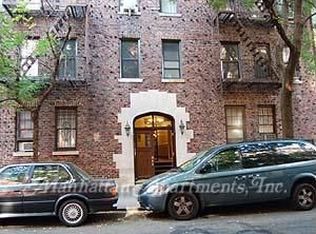 1 Grove Ct, New York, NY 10014