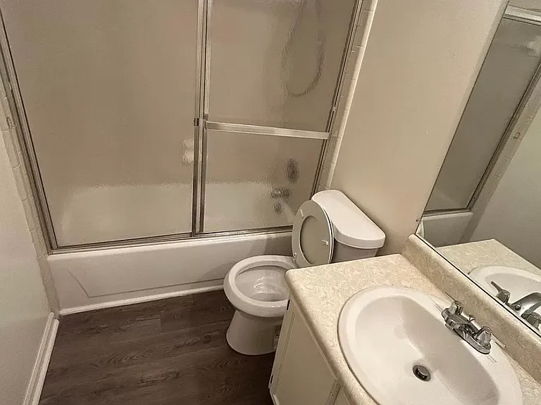 1320 Burgess Dr #1320 — Photo 19
