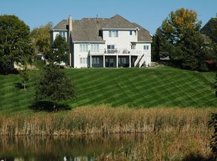 8488 Zanzibar Ln N, Maple Grove, MN 55311