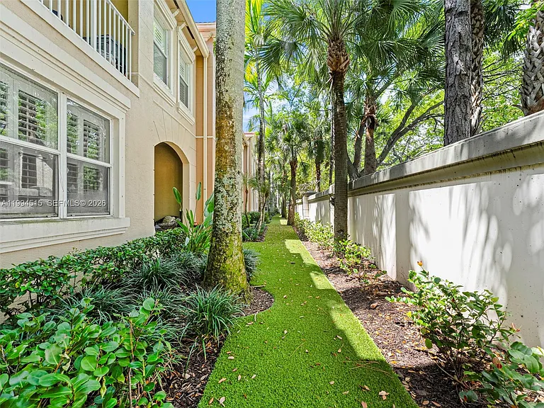 4851 Bonsai Cir #101 — Photo 38