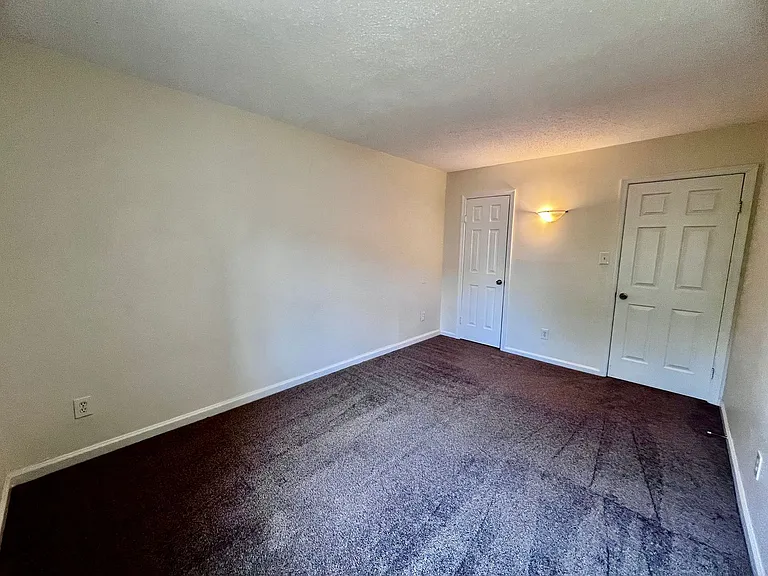 1611 Slidell Ln — Photo 25