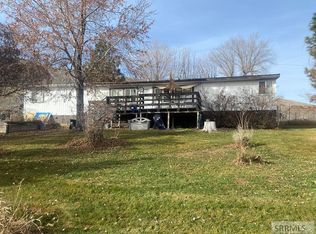 900 Challis Creek Rd, Challis, ID 83226