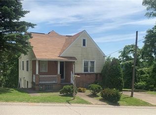 805 W 9th St, Donora, PA 15033