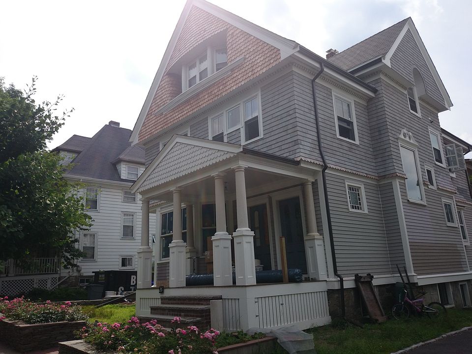2nd image of 26 Coolidge St