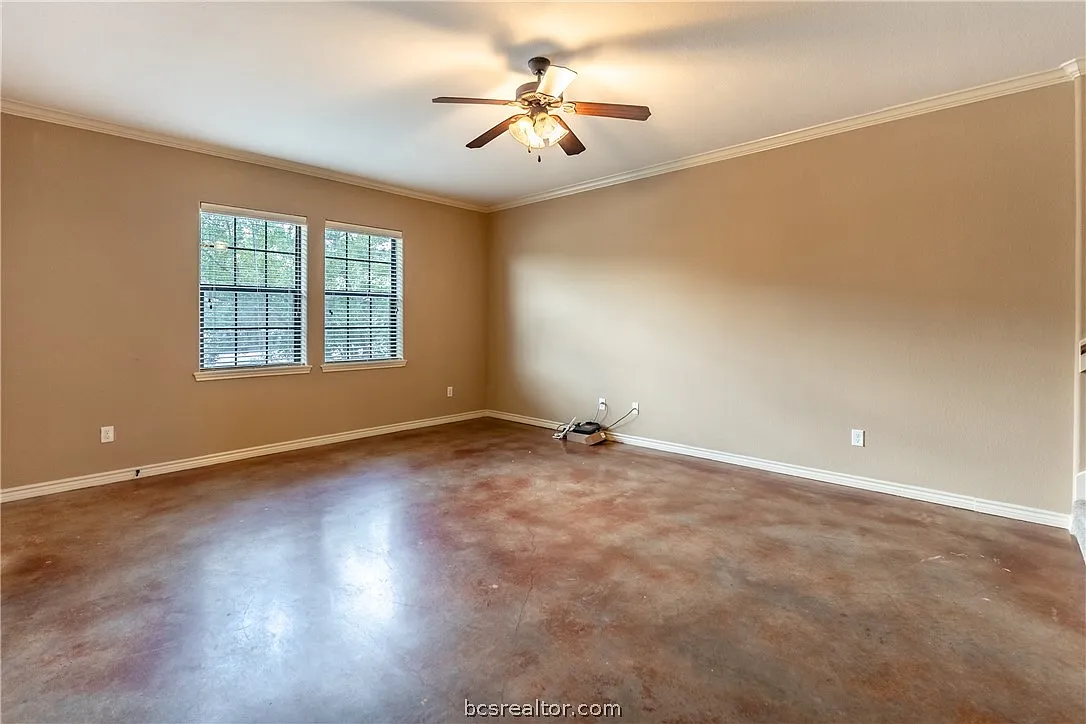 4 bed, 1778 sqft, $2,350 — Photo 4