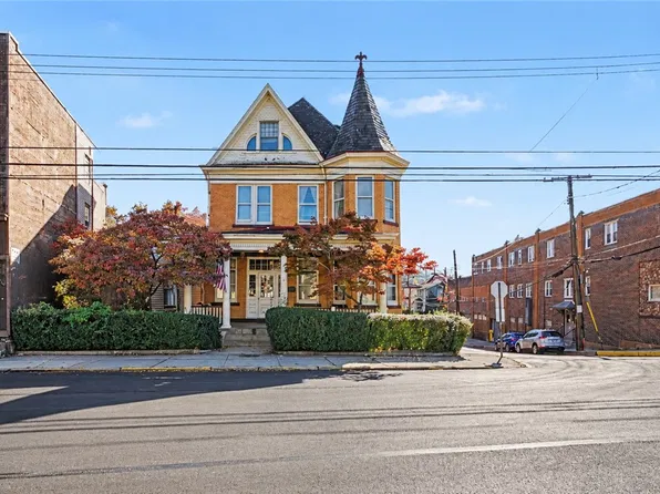 1037 Chartiers Ave, Mc Kees Rocks, PA 15136