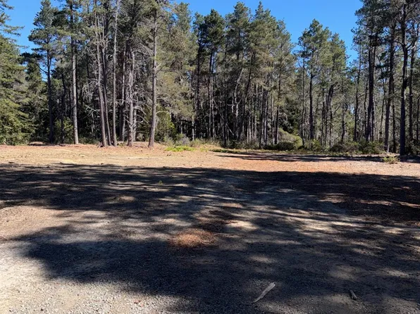37951 Country Club Way, Gualala, CA 95445