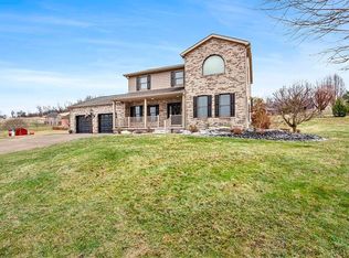 774 Vernon Dr, Rostraver Township, PA 15012