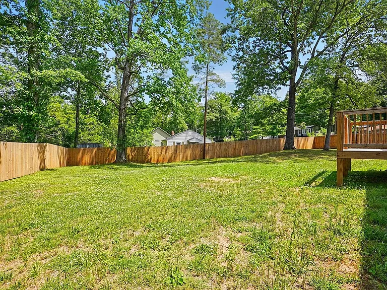 301 Tomberlin Rd — Photo 29